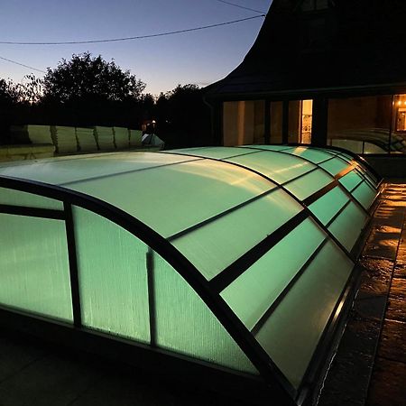 La Charmeraie : Gite De Charme, Piscine Et Spa Thésée Exterior foto