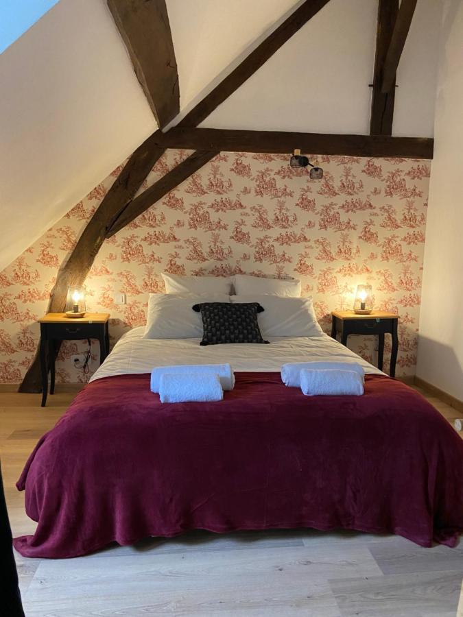 La Charmeraie : Gite De Charme, Piscine Et Spa Thésée Exterior foto
